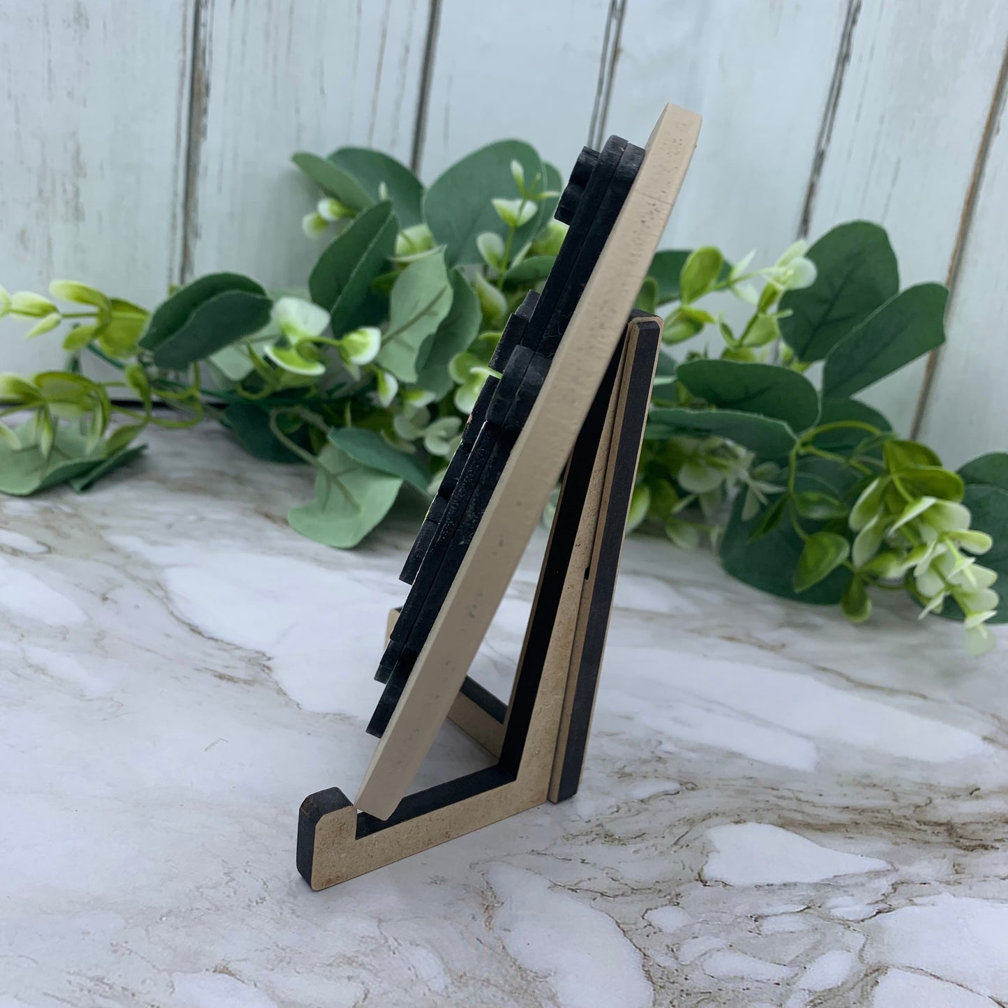 Small Plate Easel